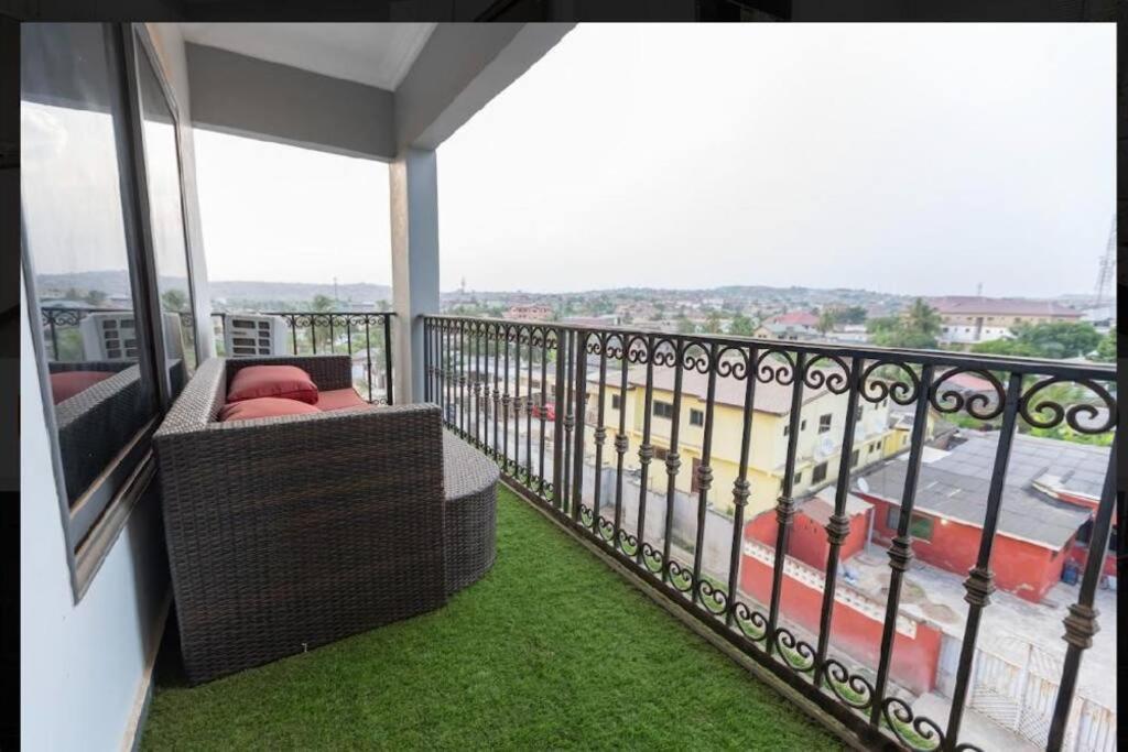 Cozy Penthouse ,Accra Ghana Owuraman Extérieur photo